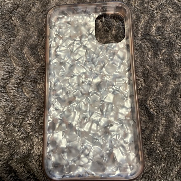 iPhone 11 leopard case - Picture 2 of 3